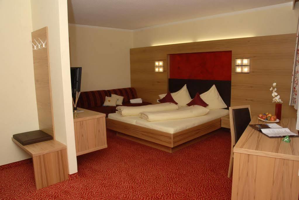 באד קליניקירשהיים Hotel Sonnenheim מראה חיצוני תמונה