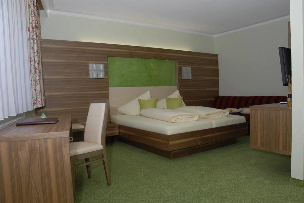 באד קליניקירשהיים Hotel Sonnenheim מראה חיצוני תמונה