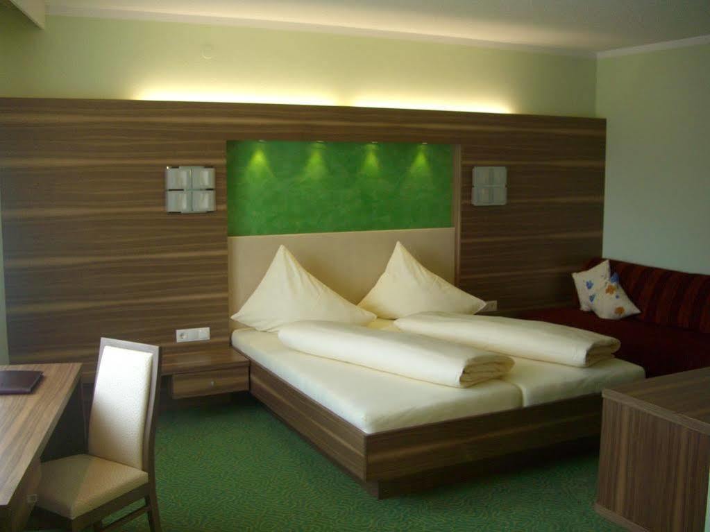 באד קליניקירשהיים Hotel Sonnenheim מראה חיצוני תמונה